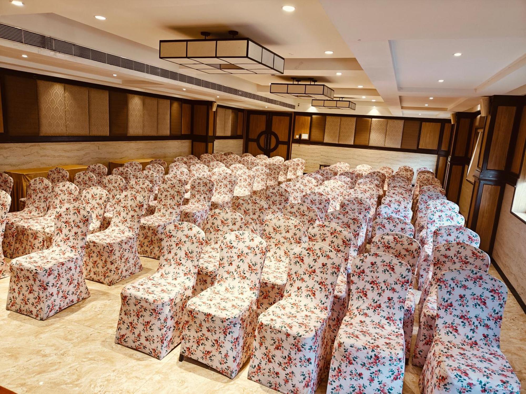 Mm Legacy - A Bergamont Hotel, Kanchipuram Exterior foto